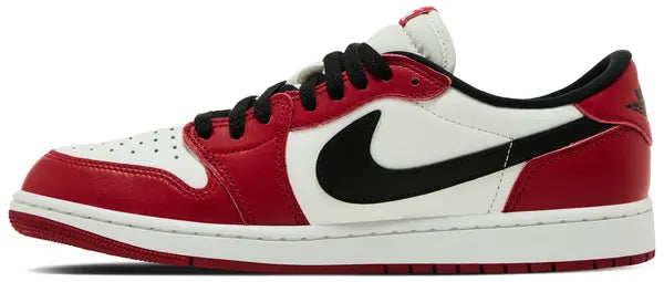 Jordan 1 Low Chicago